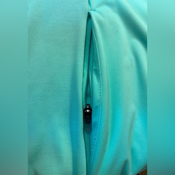 NWOT Nike Shield Running Jacket - Picture 6 of 8